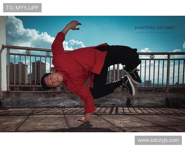 全国街舞大赛精彩点评西安极限运动队展现超凡耐力与激情表演 全国街舞大赛精彩点评西安极限运动队展现超凡耐力与激情表演