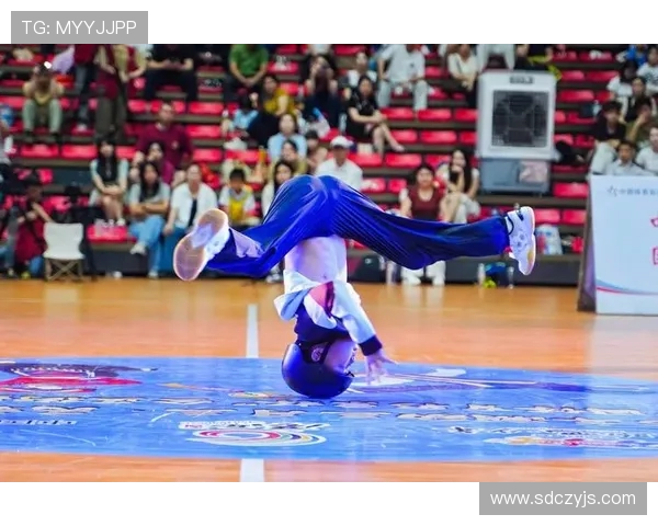 全国街舞大赛点评:西安街舞队在舞台上的意识与表现深度分析 全国街舞大赛点评:西安街舞队在舞台上的意识与表现深度分析