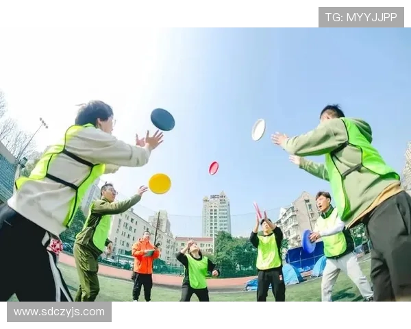 南京飞盘队技术革新引发热议探索飞盘运动的新发展与未来潜力