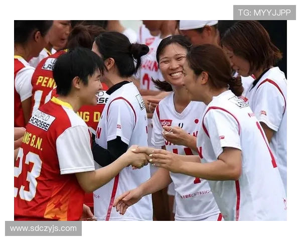 成都网球队以85分稳居杯赛积分榜首位展现强劲实力