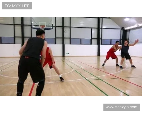 篮球新手必看:从基础到进阶的配合技巧全解析 篮球新手必看:从基础到进阶的配合技巧全解析