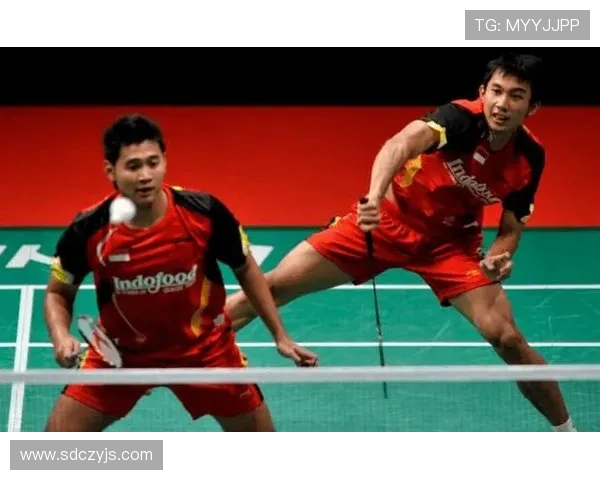 羽毛球战术解析上海羽毛球队中路突破体系的创新与应用