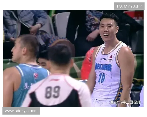 广厦主场迎战北京队常规赛精彩对决引发球迷热议 广厦主场迎战北京队常规赛精彩对决引发球迷热议