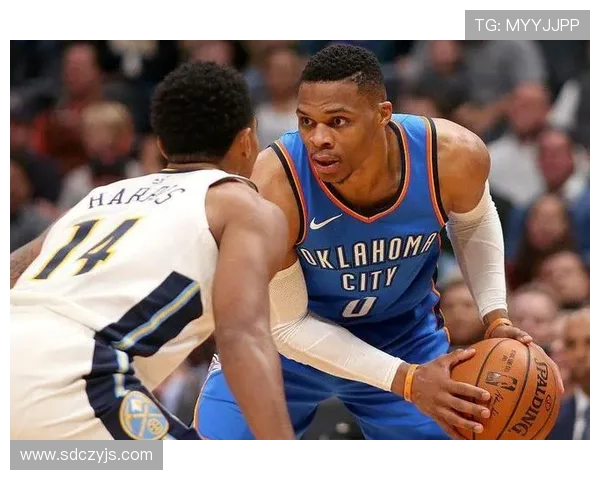 热火与雷霆激战正酣2月23日精彩对决引发球迷热议 热火与雷霆激战正酣2月23日精彩对决引发球迷热议