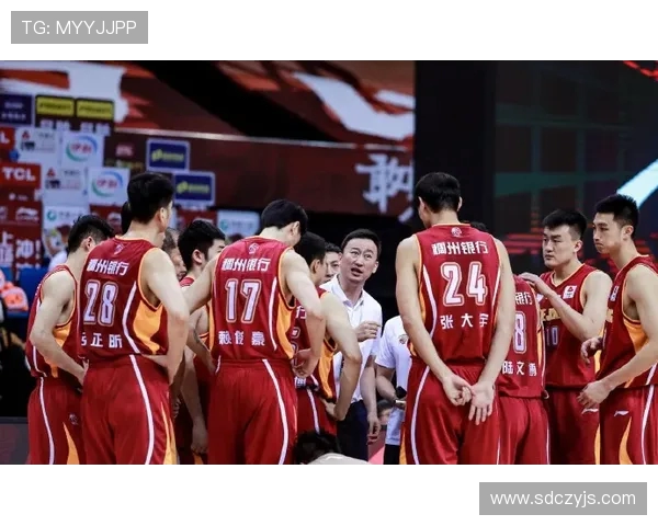 重庆篮球队逆袭之路揭秘:从低谷到辉煌的钻石联赛特别报道 重庆篮球队逆袭之路揭秘:从低谷到辉煌的钻石联赛特别报道