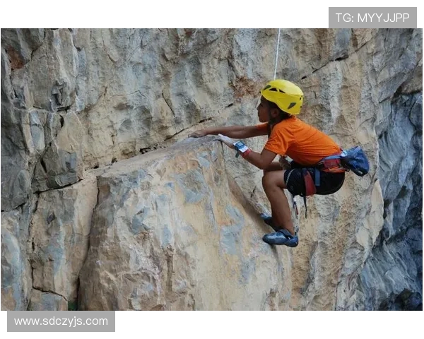 武汉攀岩队的控制策略与攀岩热点的深度解析与探讨